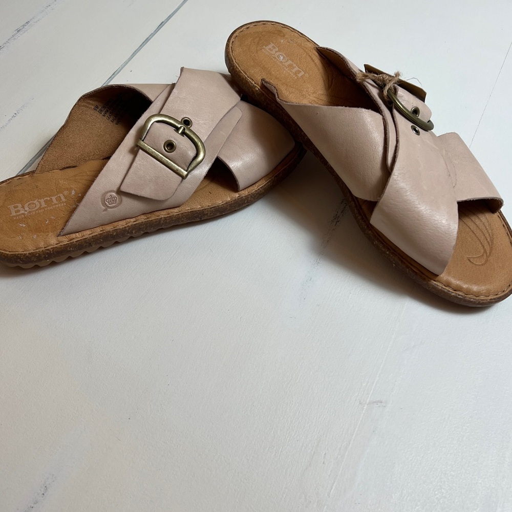 Born Women's Beige Leather Buckle Slide Sandals - Picture 2 of 12